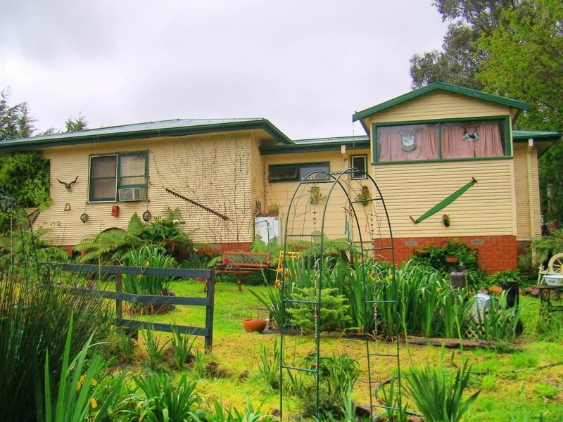 18 MONARO STREET, Wyndham NSW 2550