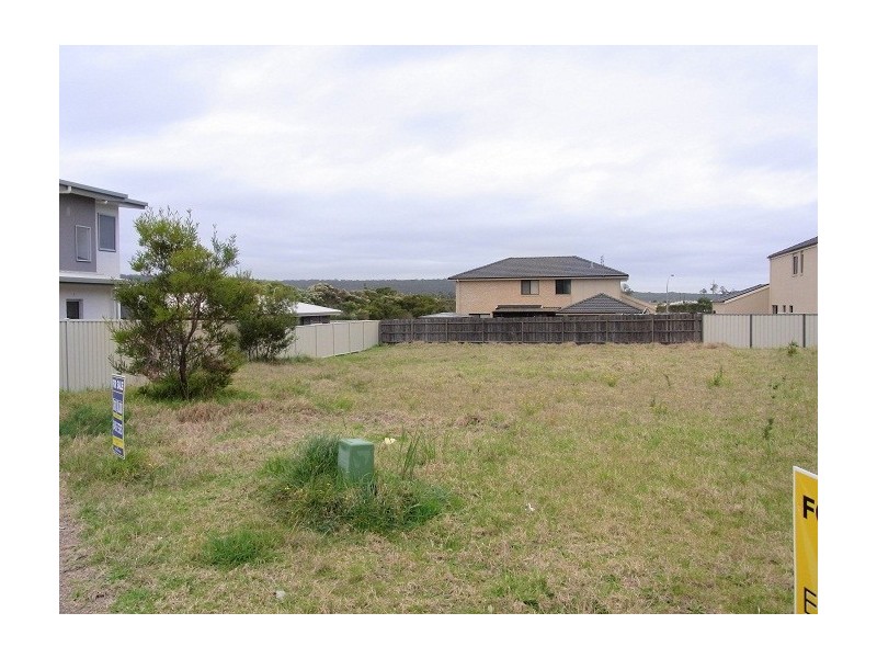 8 DOLPHIN CRES, Eden NSW 2551