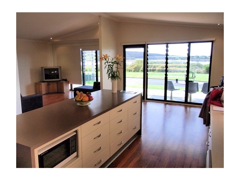 42 LAKESIDE DRIVE, Eden NSW 2551
