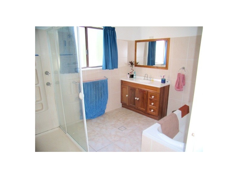 18 West Street, Eden NSW 2551