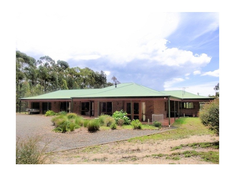 5 KIAKA ROAD, Nethercote NSW 2549