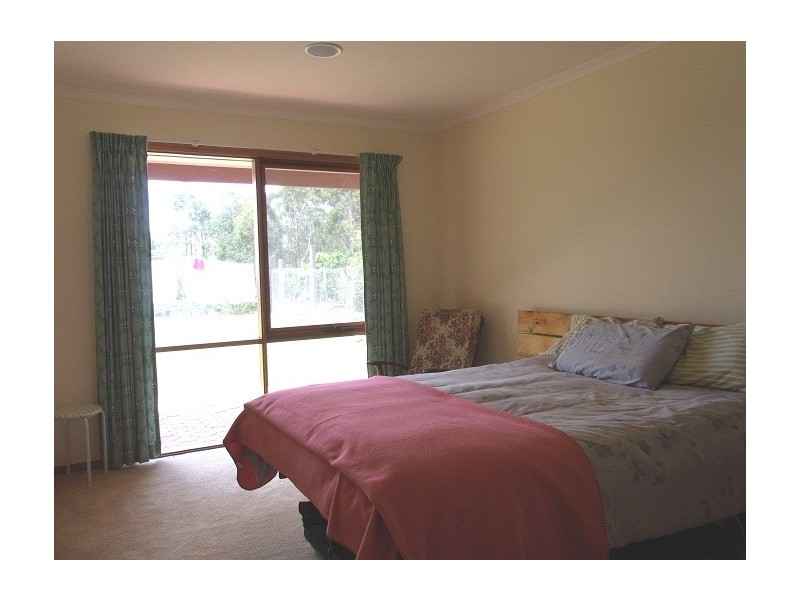 5 KIAKA ROAD, Nethercote NSW 2549