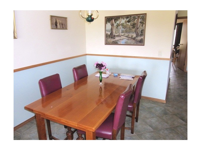 5 KIAKA ROAD, Nethercote NSW 2549