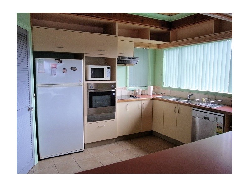 10 IVES STREET, Pambula NSW 2549