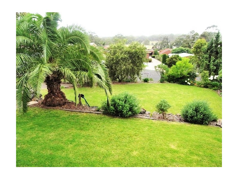 10 IVES STREET, Pambula NSW 2549