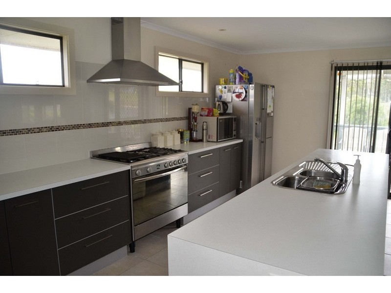 2 MARLIN AVENUE, Eden NSW 2551