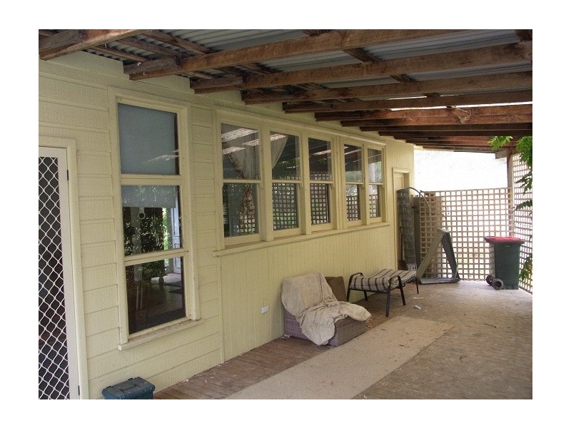 57 JIM MCMAHON DRIVE, Kiah NSW 2551