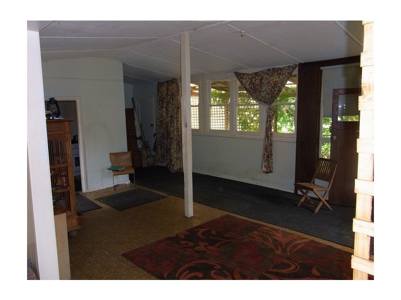 57 JIM MCMAHON DRIVE, Kiah NSW 2551