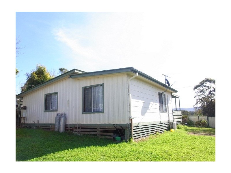 28 CURALO STREET, Eden NSW 2551