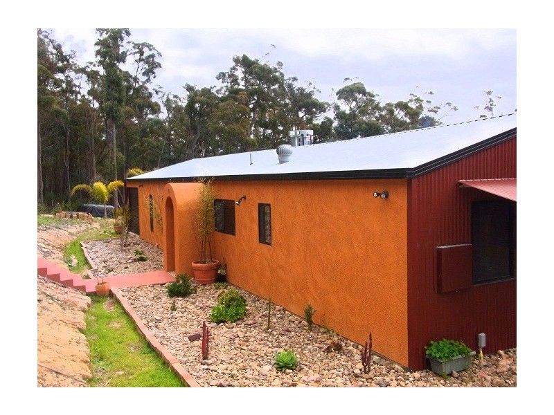 86 WOLUMLA PEAK ROAD, Lochiel NSW 2549