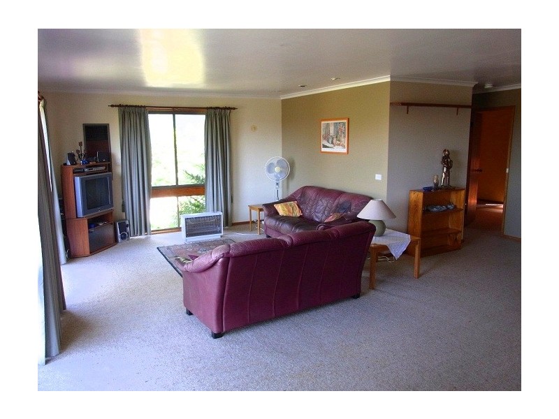 10 WELLINGS COURT, Eden NSW 2551