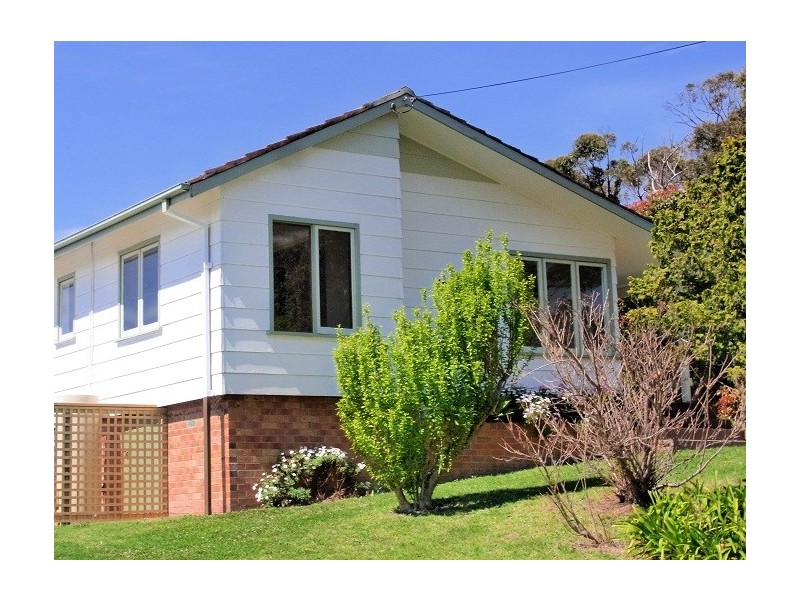 16 Botany Street, Eden NSW 2551