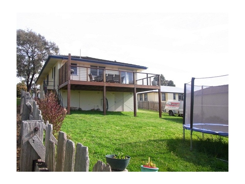 4 RODD STREET, Eden NSW 2551