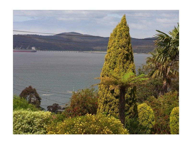 25 IDA RODD DRIVE, Eden NSW 2551