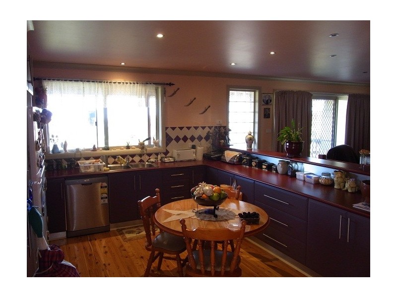 8 Hollydale Place, Eden NSW 2551