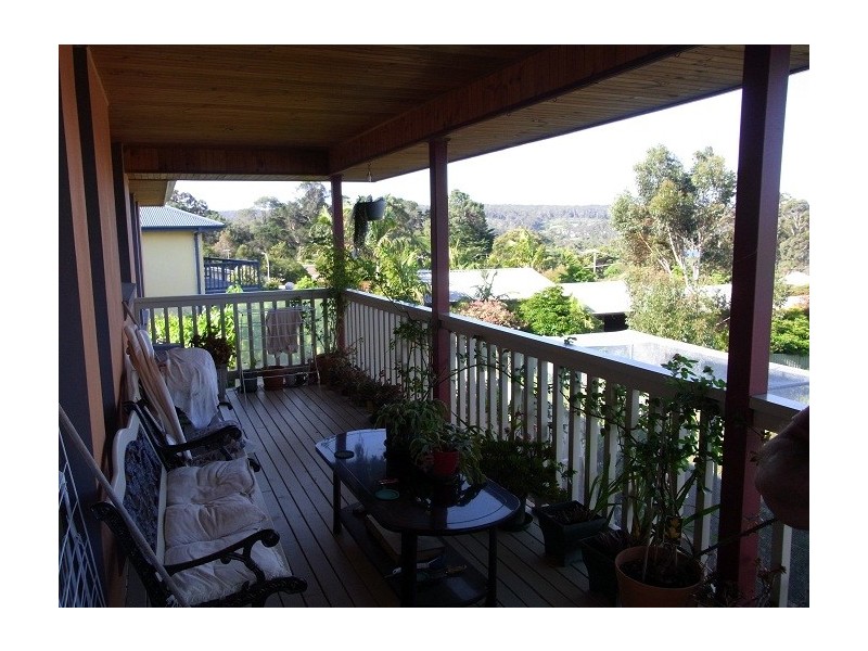 8 Hollydale Place, Eden NSW 2551