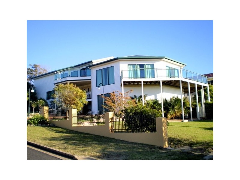 6 Bimmil Street, Eden NSW 2551
