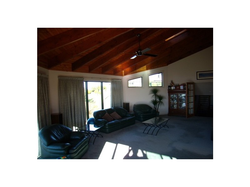 6 Bimmil Street, Eden NSW 2551