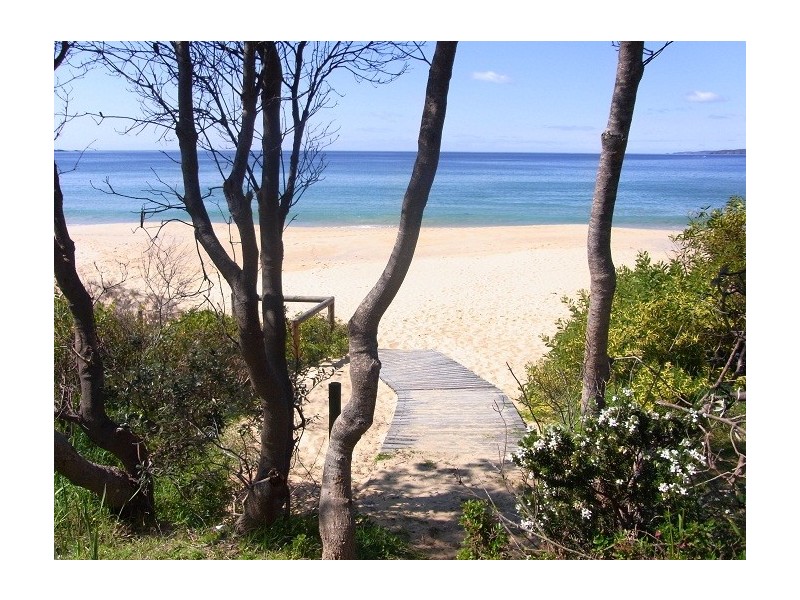 UNIT 1, 2 LAKE STREET, Eden NSW 2551