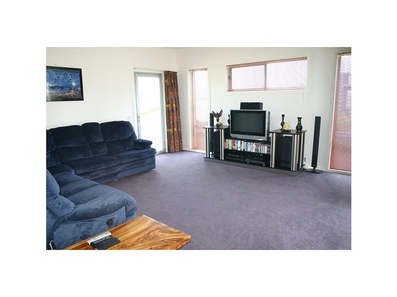 17 ALBACORE CRESCENT, Eden NSW 2551