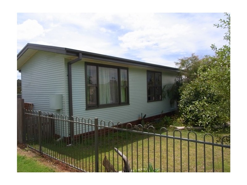 19 LAKESIDE DRIVE, Eden NSW 2551