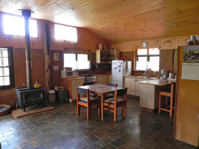 3612 TOWAMBA ROAD, Burragate NSW 2550