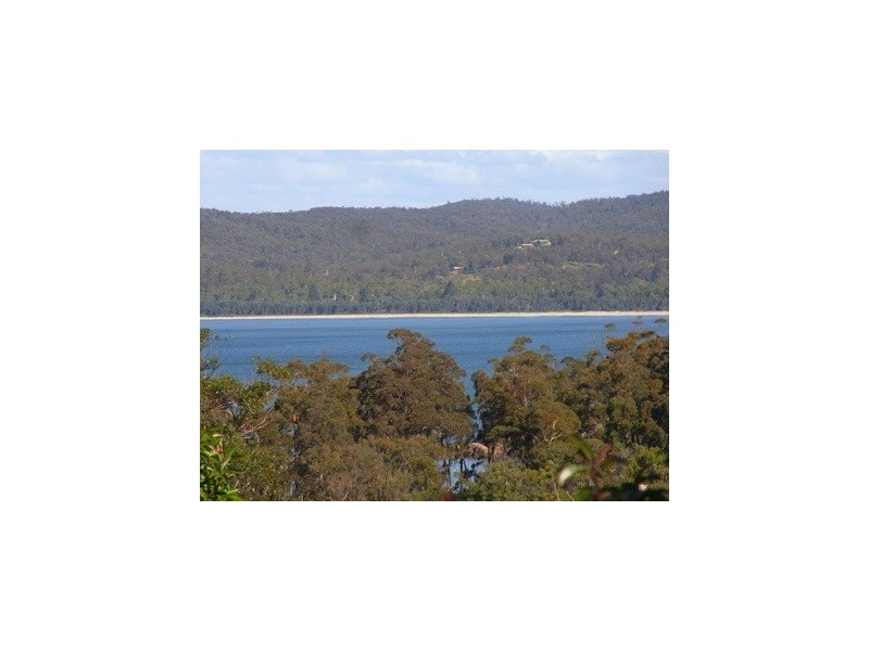 27 Ida Rodd Drive, Eden NSW 2551