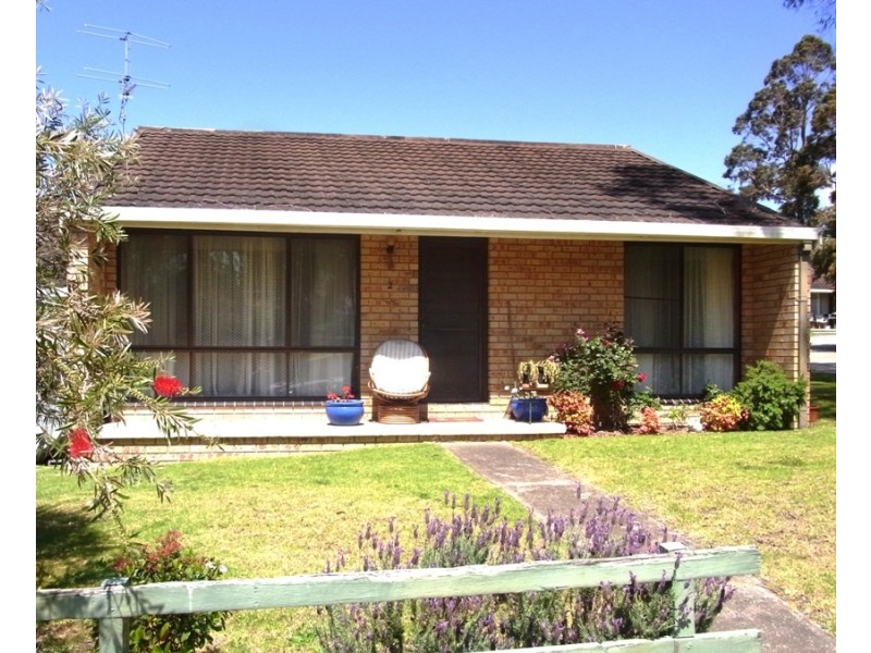 2/12 Barclay Street, Eden NSW 2551