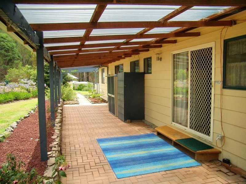 40 BALLANTYNE ROAD, Nethercote NSW 2549