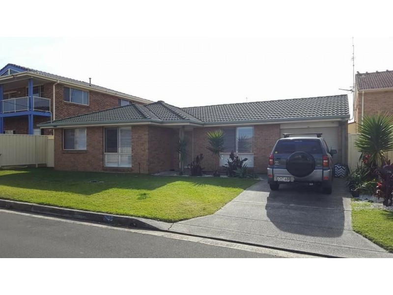 2/48 Osborne Parade, Warilla NSW 2528