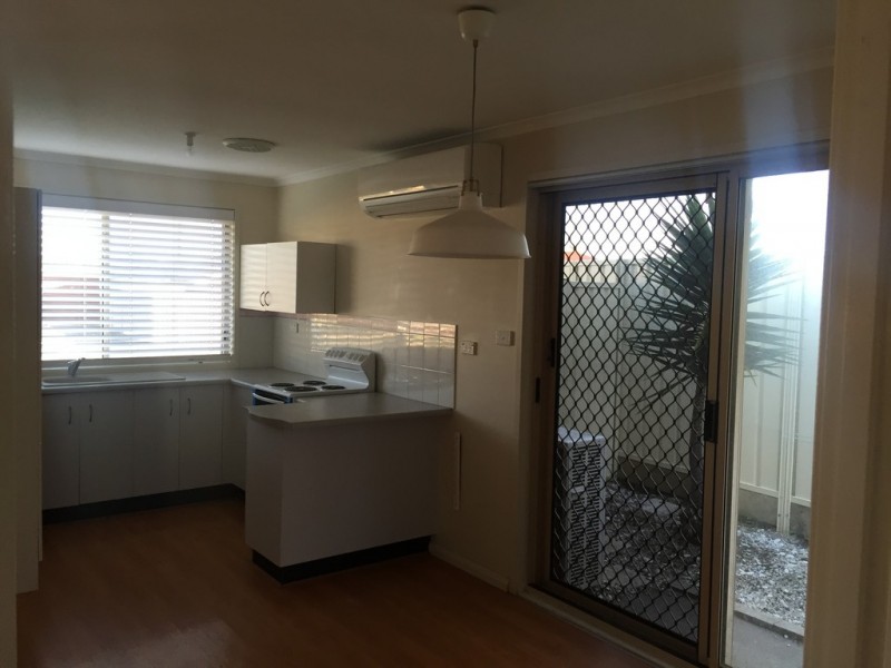 2/48 Osborne Parade, Warilla NSW 2528