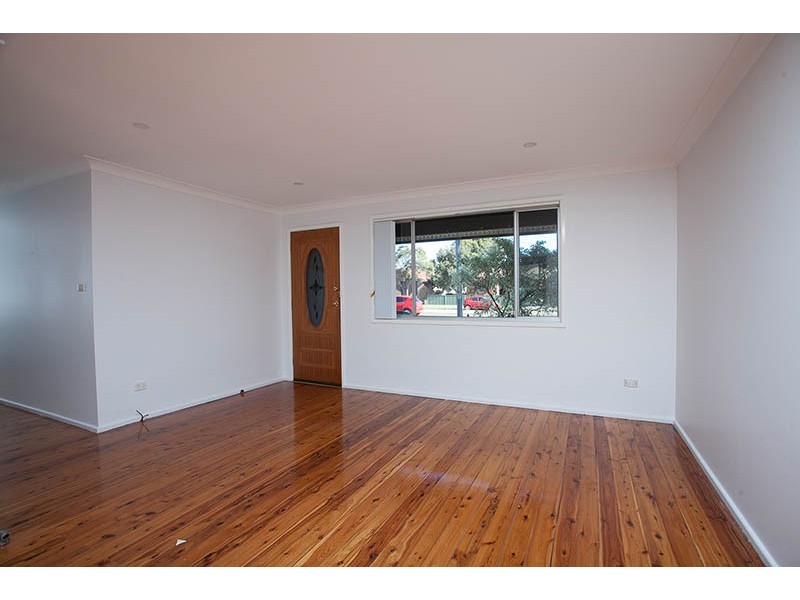 146 Central Avenue, Oak Flats NSW 2529