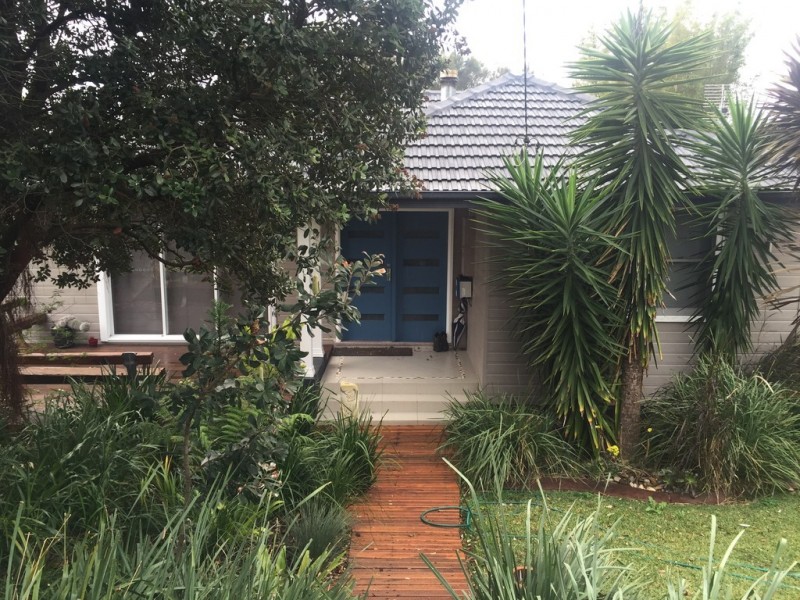 32 Madigan Boulevard, Mount Warrigal NSW 2528