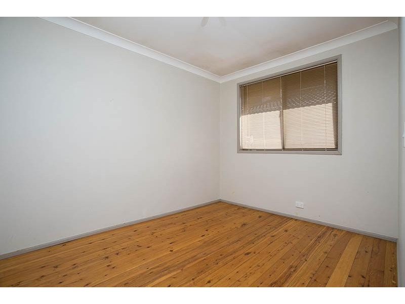 36 Loftus Drive, Barrack Heights NSW 2528