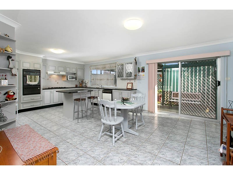 55 Landy Drive, Mount Warrigal NSW 2528