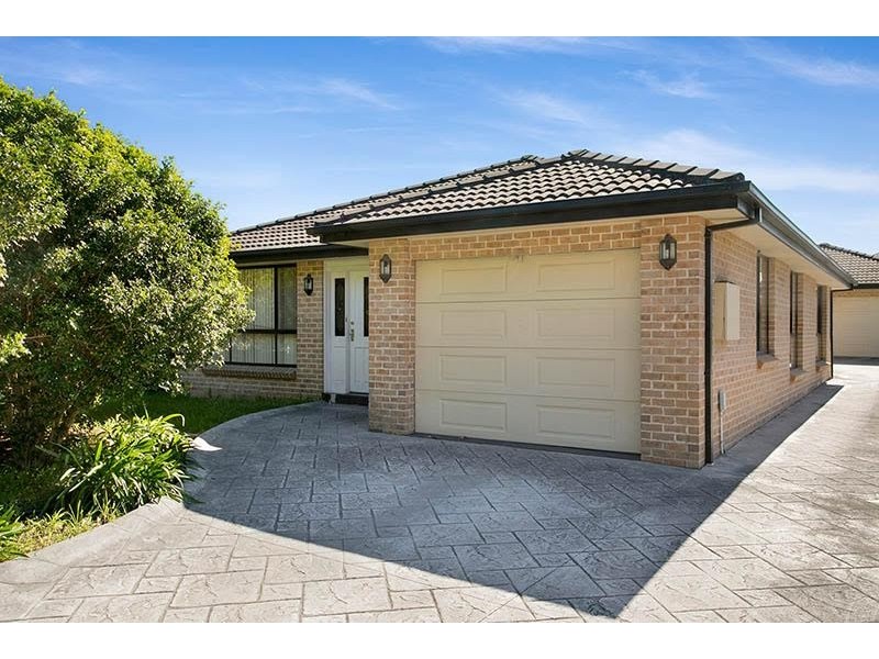 46 Hopetoun Street, Oak Flats NSW 2529