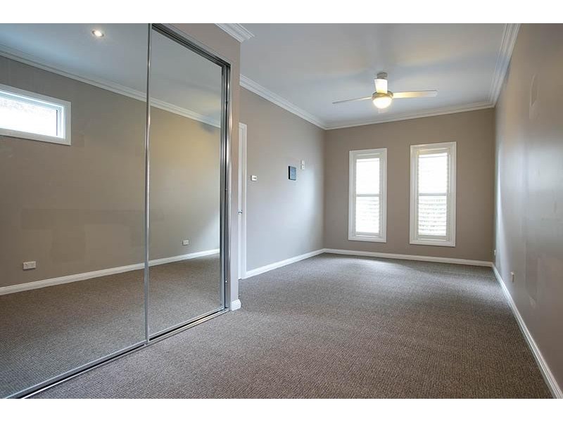 91 Central Avenue, Oak Flats NSW 2529