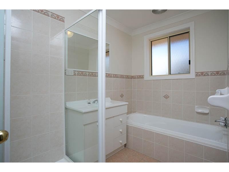 2/25 Glider Avenue, Blackbutt NSW 2529