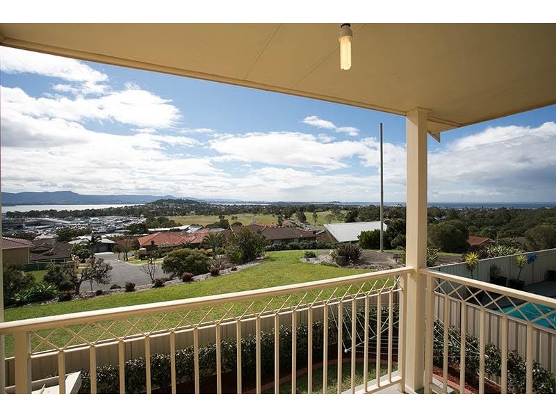 2/25 Glider Avenue, Blackbutt NSW 2529