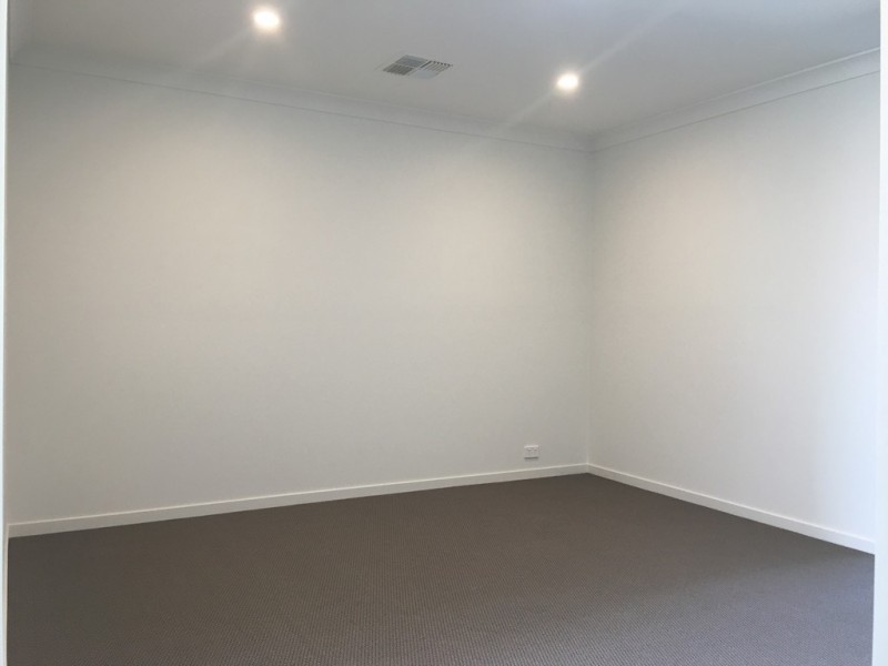 4a Cove Boulevard, Shell Cove NSW 2529
