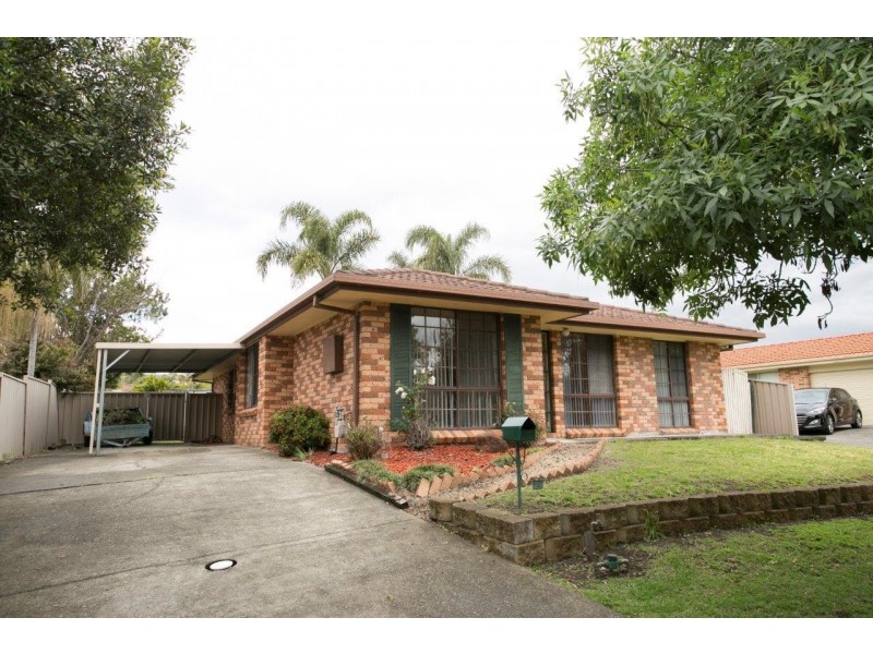24 Barcoo Circuit, Albion Park NSW 2527