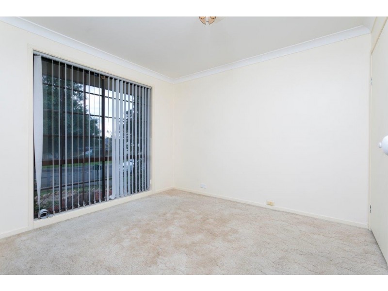 24 Barcoo Circuit, Albion Park NSW 2527