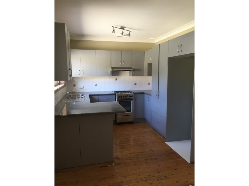 26 Armstrong Avenue, Mount Warrigal NSW 2528