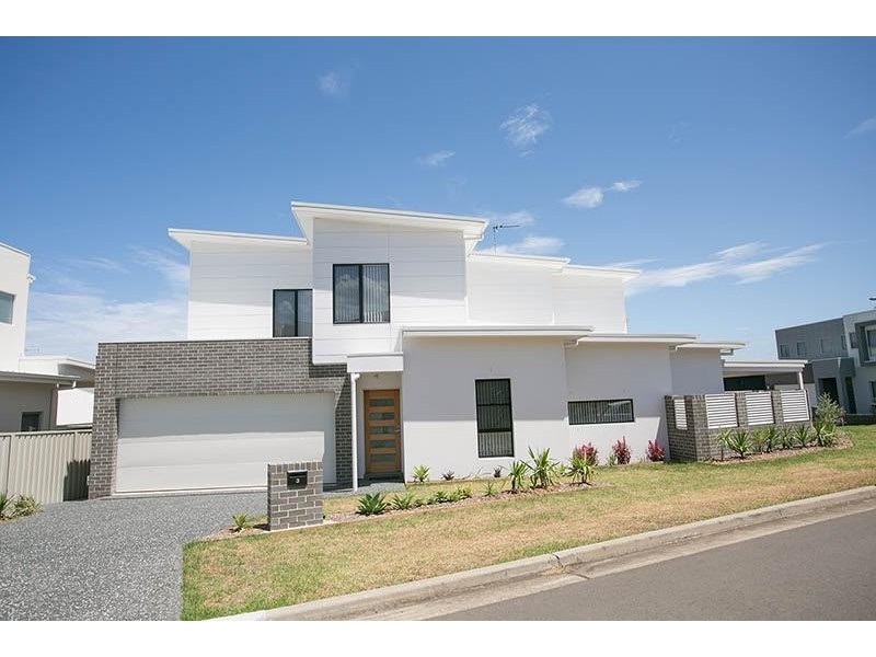 3 Pine Valley Way, Shell Cove NSW 2529