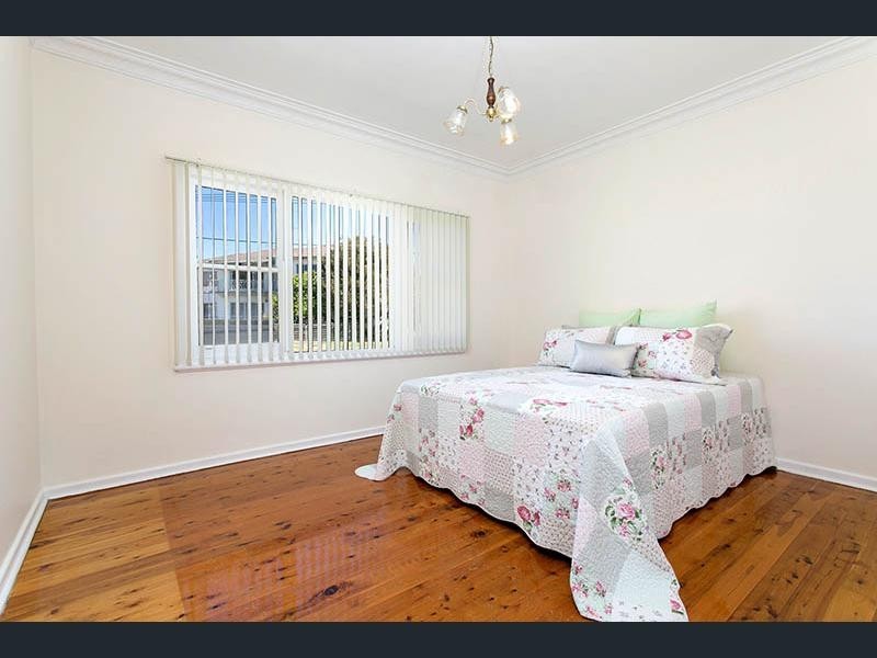 36 Beverley Avenue, Warilla NSW 2528