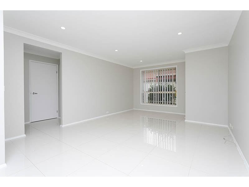 2/69 Jarrah Way, Albion Park Rail NSW 2527