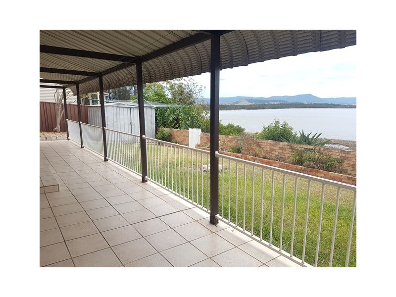 29 Park Cres, Oak Flats NSW 2529