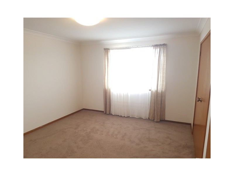 29 Park Cres, Oak Flats NSW 2529