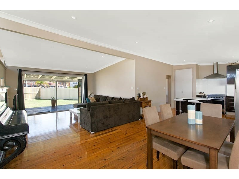 49 Helen Street, Warilla NSW 2528