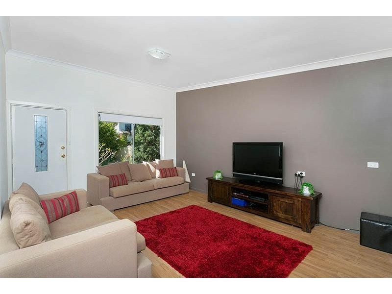 13 Hopetoun Street, Oak Flats NSW 2529